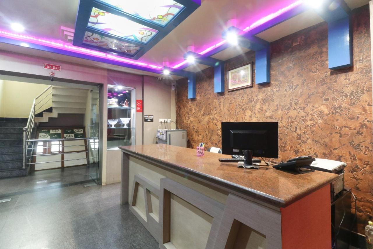 בובנשוואר Hotel O Nirmala Residency מראה חיצוני תמונה