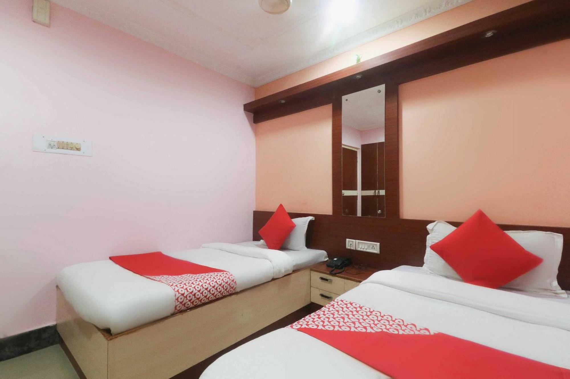 בובנשוואר Hotel O Nirmala Residency מראה חיצוני תמונה